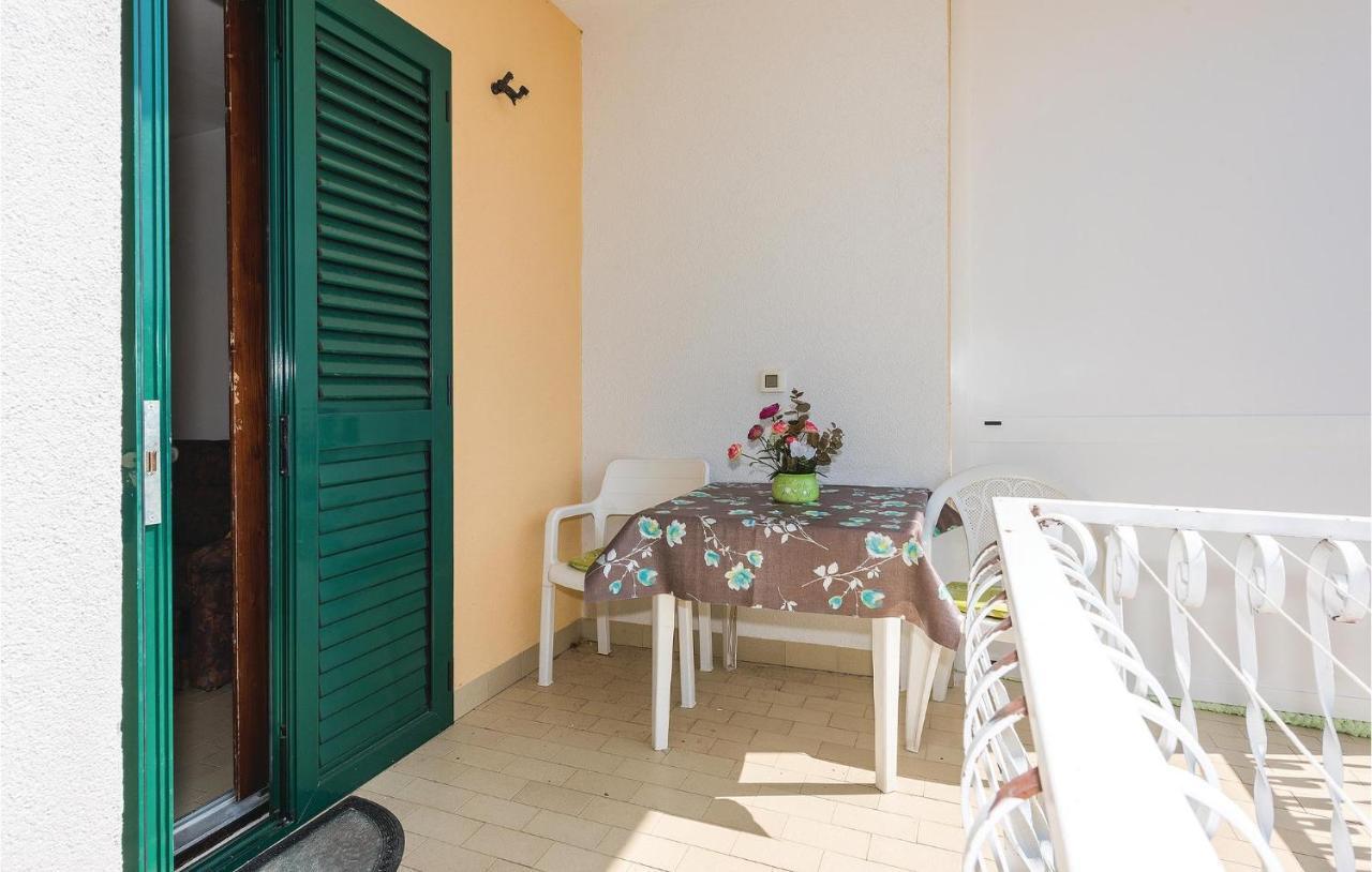 Beautiful Apartment In Rogoznica With Wifi Экстерьер фото