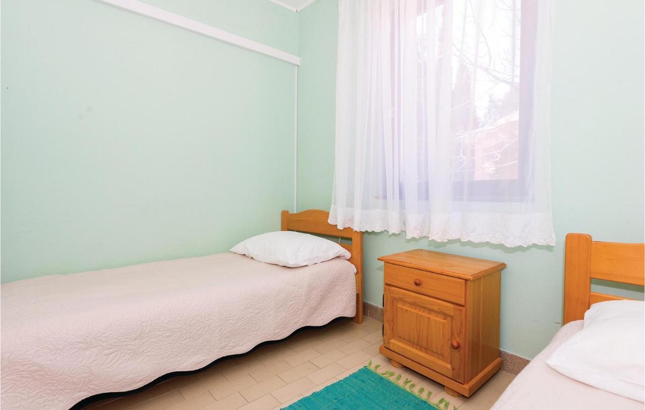 Beautiful Apartment In Rogoznica With Wifi Экстерьер фото